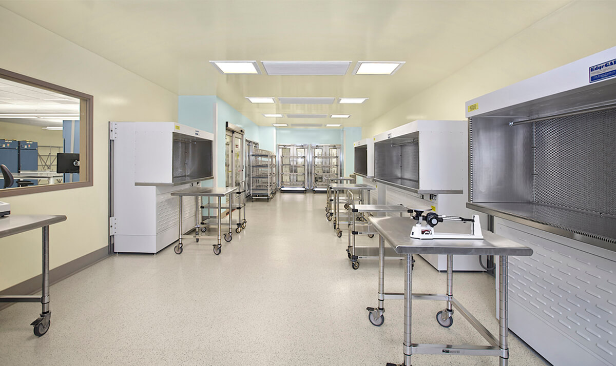 Home IV Pharmacy Lab